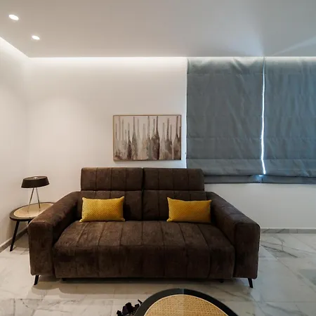 Luxurious 2bed Appartement Larnaca